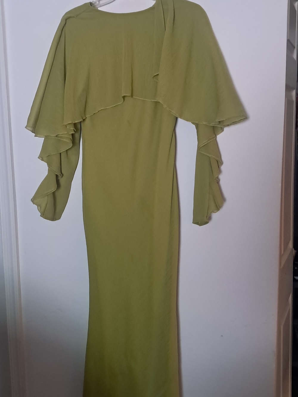 Elegant Olive Green Ruffled Sleeve Women's Dress